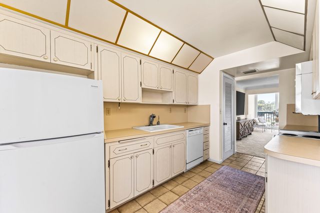 300 E Royal Palm Road 0340, Boca Raton, FL 33432
