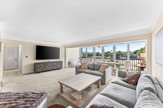 300 E Royal Palm Road 0340, Boca Raton, FL 33432