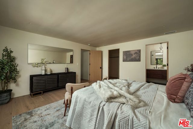 15430 Valley Vista Boulevard, Los Angeles, CA 91403