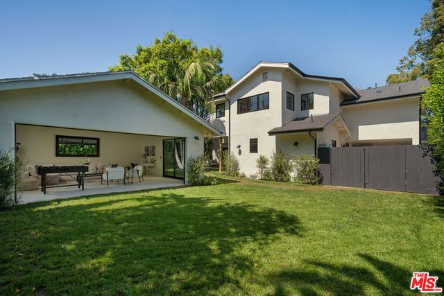 15430 Valley Vista Boulevard, Los Angeles, CA 91403