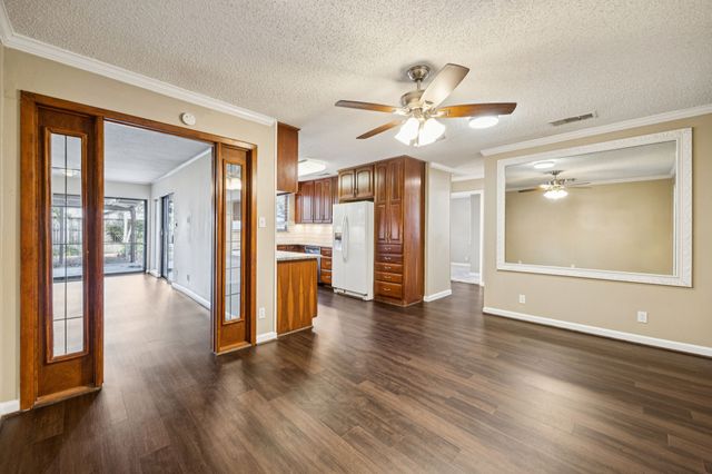 2017 Durham Street, Irving, TX 75062