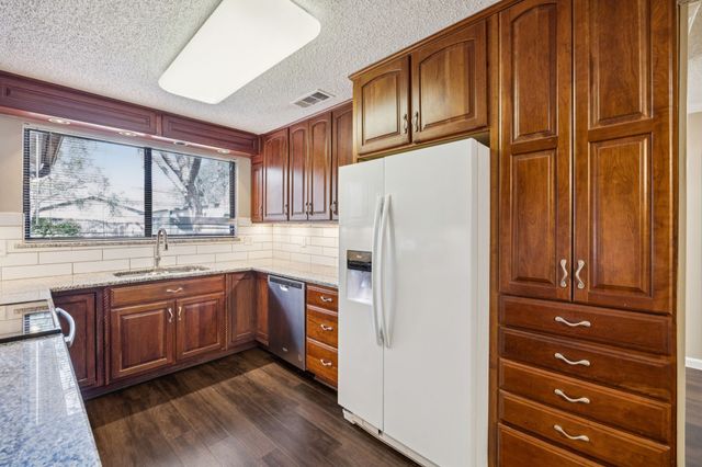 2017 Durham Street, Irving, TX 75062