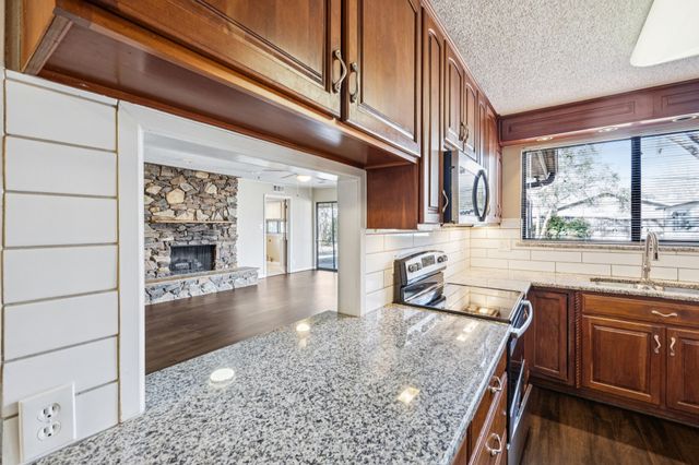 2017 Durham Street, Irving, TX 75062