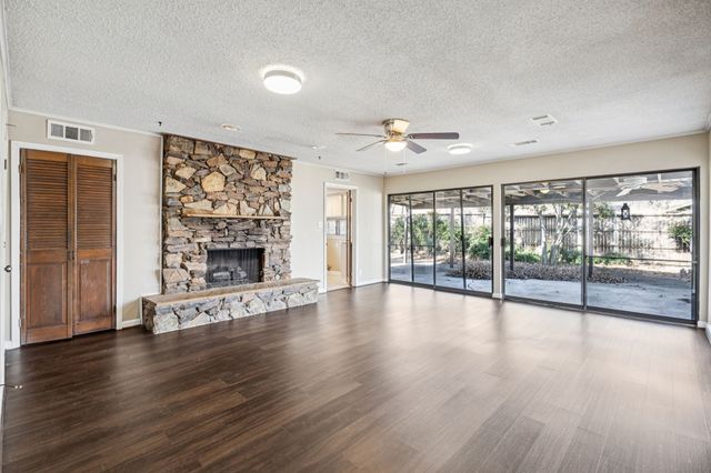 2017 Durham Street, Irving, TX 75062