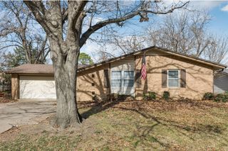 2017 Durham Street, Irving, TX 75062
