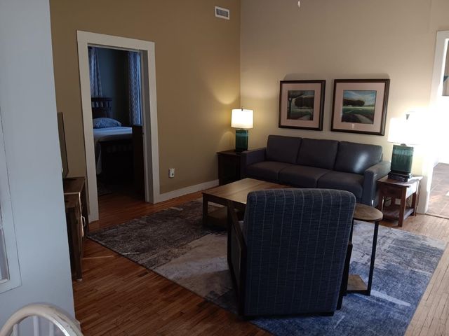 223 N Mathewson Ave, Wichita, KS 67214