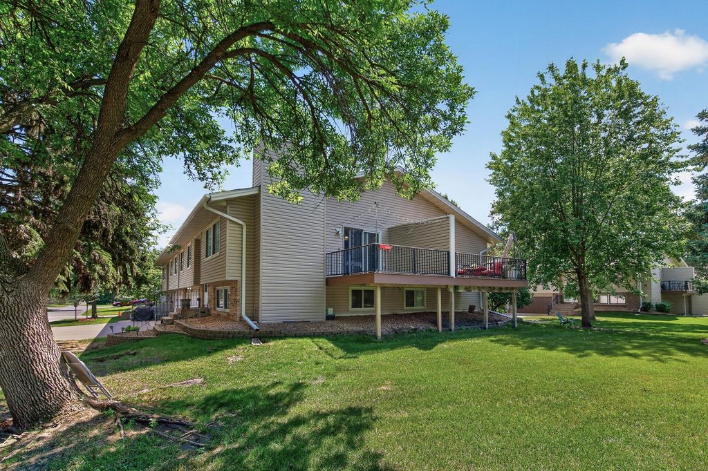 929 94th Avenue NE, Blaine, MN 55434 — photo 3