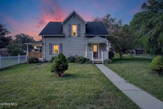 3244 Fairbanks Avenue, Toledo, OH 43615