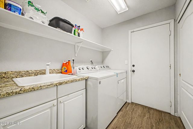 725 W BEVERLY Lane, Phoenix, AZ 85023