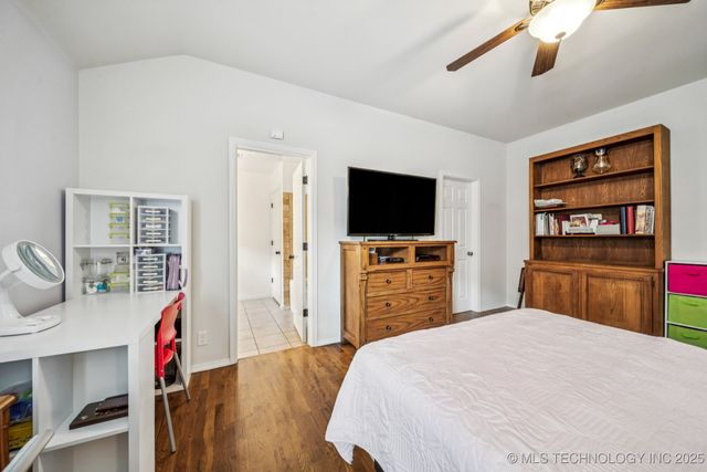 8725 E 126th Place S, Bixby, OK 74008