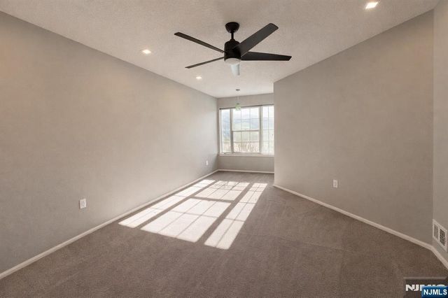 1023 Castle Road, Mahwah, NJ 07430