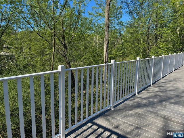 1023 Castle Road, Mahwah, NJ 07430