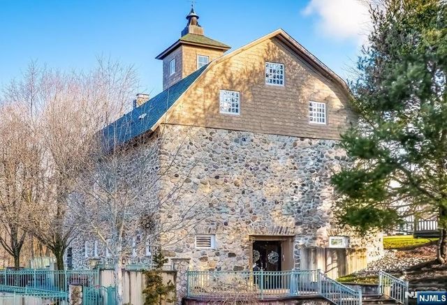 1023 Castle Road, Mahwah, NJ 07430