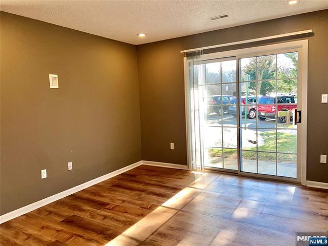 1023 Castle Road, Mahwah, NJ 07430