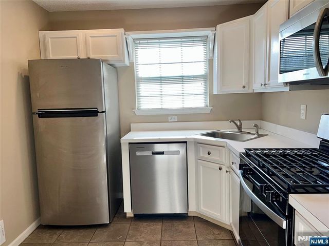 1023 Castle Road, Mahwah, NJ 07430