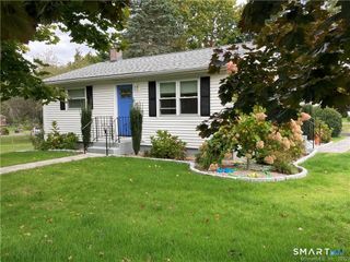 50 Short Beach Road, Branford, CT 06405