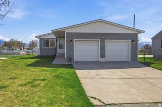 240 W 300 S, Smithfield, UT 84335