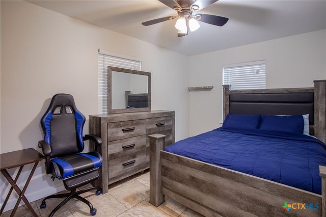 3505 Oaklawn Street, Victoria, TX 77901