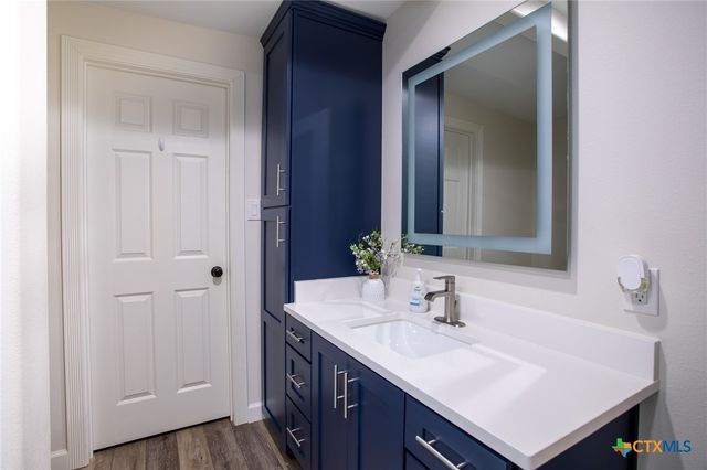 3505 Oaklawn Street, Victoria, TX 77901