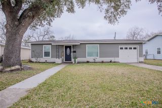 3505 Oaklawn Street, Victoria, TX 77901
