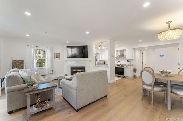 36 Greenridge Avenue 302, White Plains, NY 10605