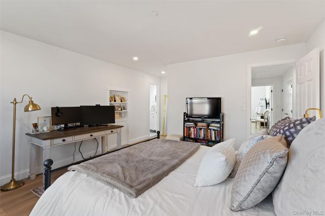 36 Greenridge Avenue 302, White Plains, NY 10605