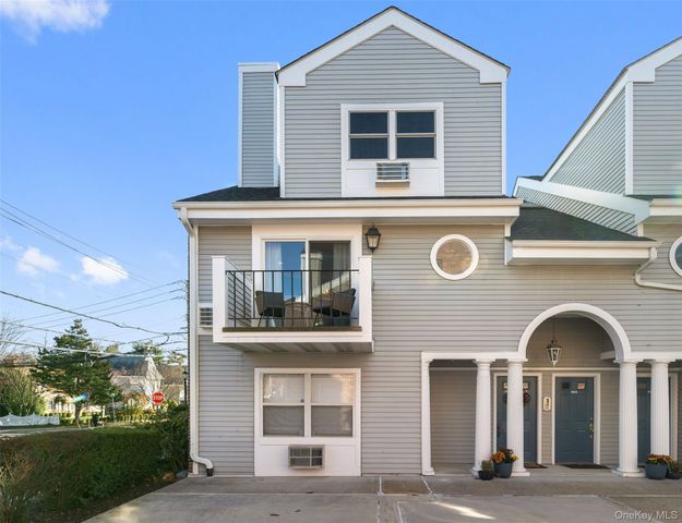 36 Greenridge Avenue 302, White Plains, NY 10605