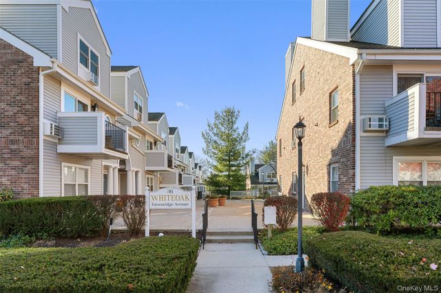 36 Greenridge Avenue 302, White Plains, NY 10605