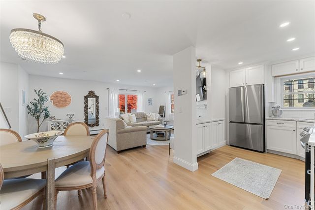 36 Greenridge Avenue 302, White Plains, NY 10605