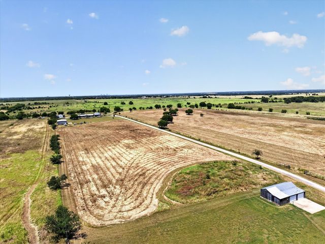 1495 Lone Elm Road B, Waxahachie, TX 75167