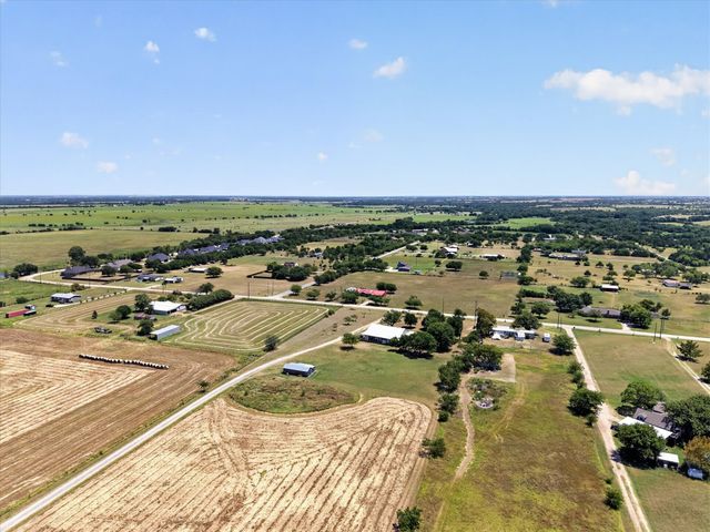 1495 Lone Elm Road B, Waxahachie, TX 75167
