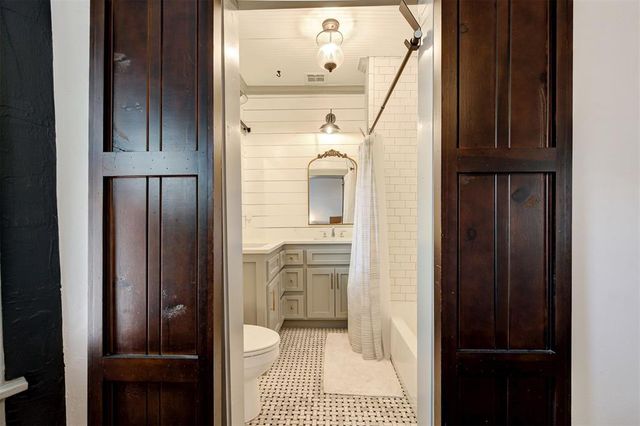 704 NW 20th Street, Oklahoma City, OK 73103