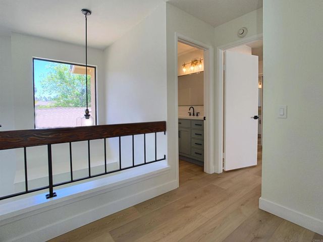 10473 Crosscreek Terrace, San Diego, CA 92131
