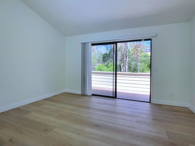 10473 Crosscreek Terrace, San Diego, CA 92131