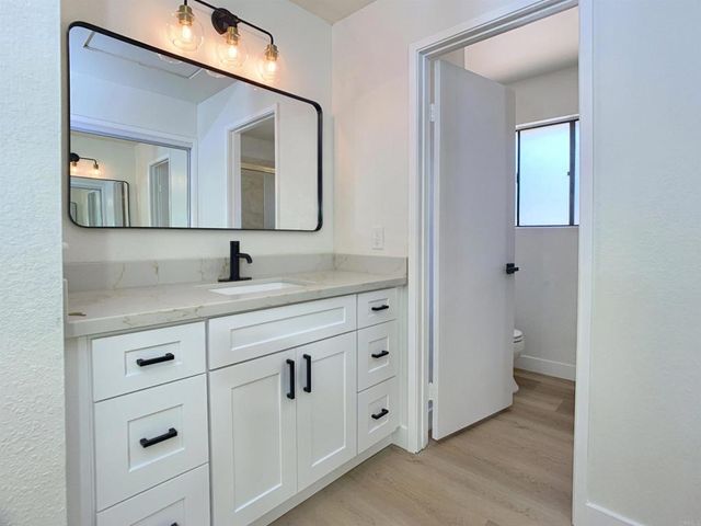 10473 Crosscreek Terrace, San Diego, CA 92131