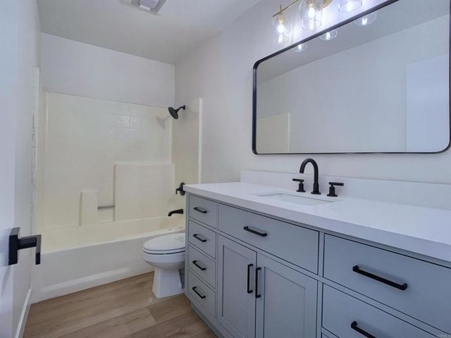 10473 Crosscreek Terrace, San Diego, CA 92131