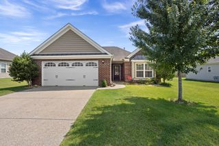 1075 Campbell Ave, Gallatin, TN 37066