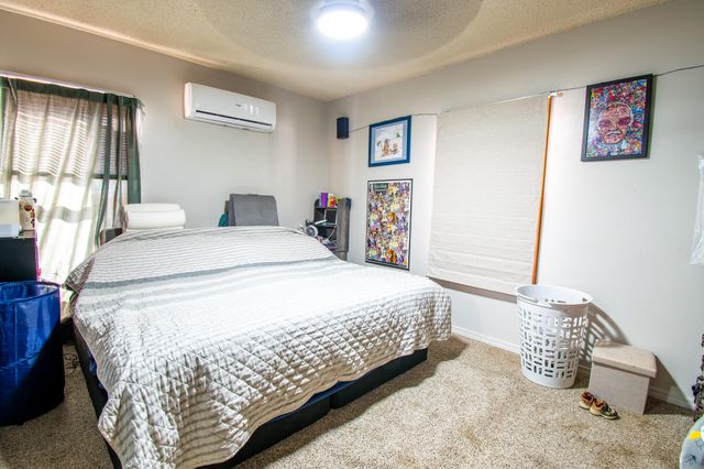 3021 W Olive Street, Springfield, MO 65802