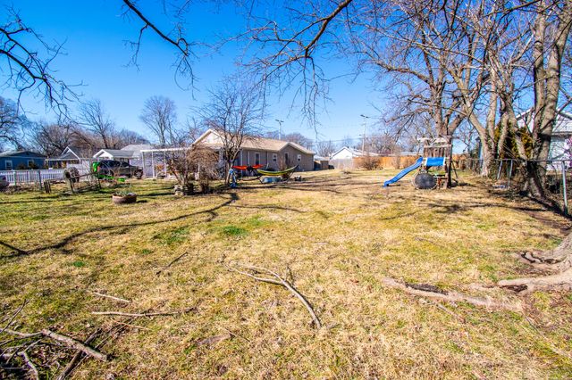 3021 W Olive Street, Springfield, MO 65802