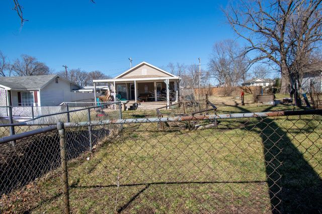 3021 W Olive Street, Springfield, MO 65802