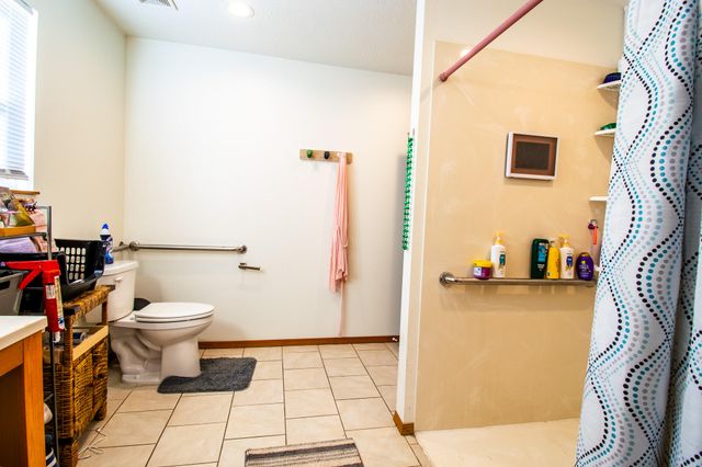 3021 W Olive Street, Springfield, MO 65802