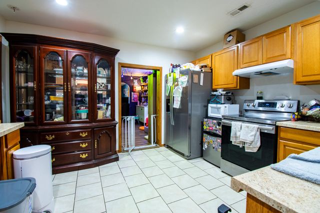 3021 W Olive Street, Springfield, MO 65802