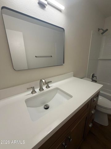 601 E PALO VERDE Drive 27, Phoenix, AZ 85012
