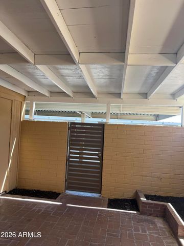 601 E PALO VERDE Drive 27, Phoenix, AZ 85012