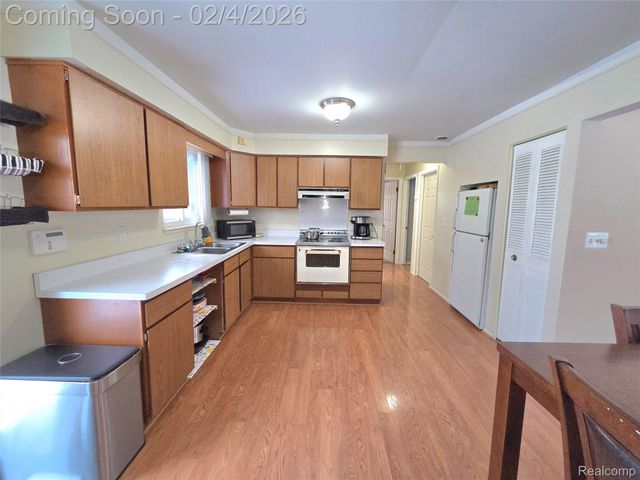 22341 Bell Road, Huron Charter Township, MI 48164