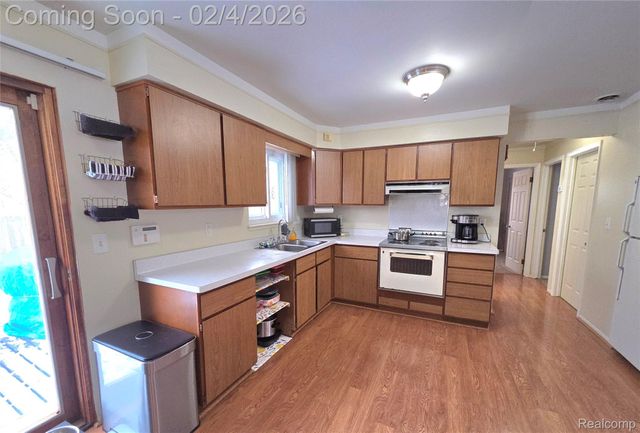 22341 Bell Road, Huron Charter Township, MI 48164