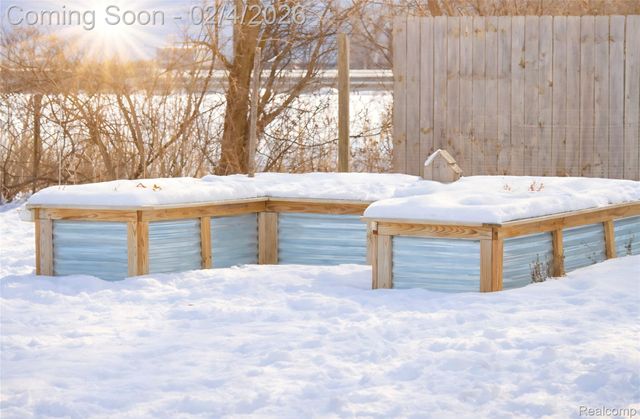 22341 Bell Road, Huron Charter Township, MI 48164