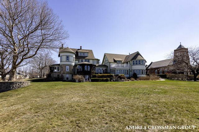 456 Monroe Boulevard, South Haven City, MI 49090