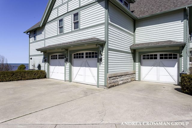 456 Monroe Boulevard, South Haven City, MI 49090