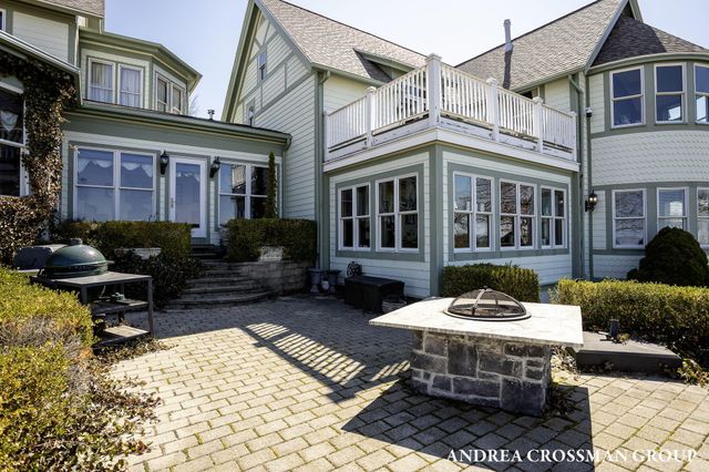 456 Monroe Boulevard, South Haven City, MI 49090